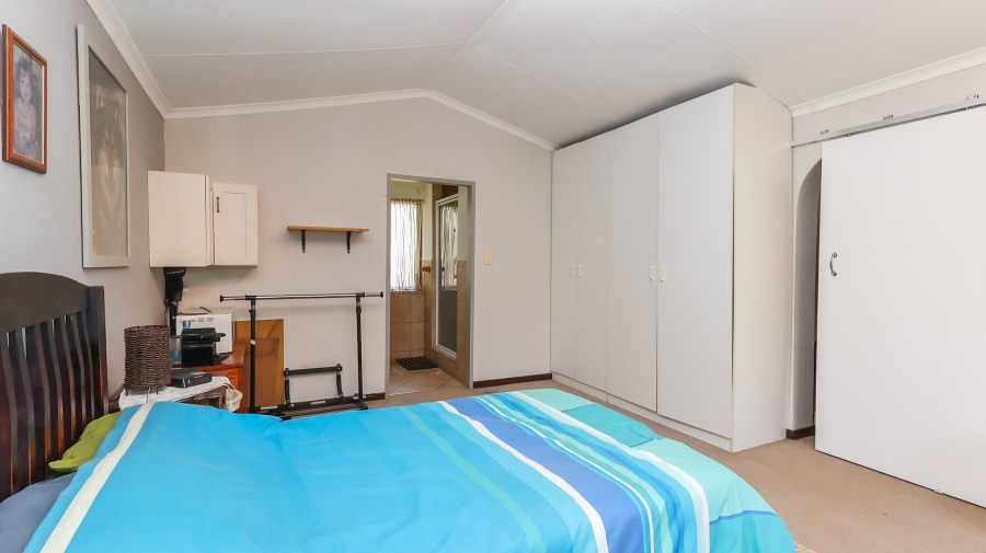 3 Bedroom Property for Sale in The Coves North West